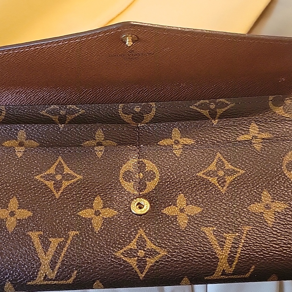 Wallet - Picture 6 of 8